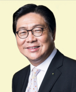 Professor Frederick MA Si Hang